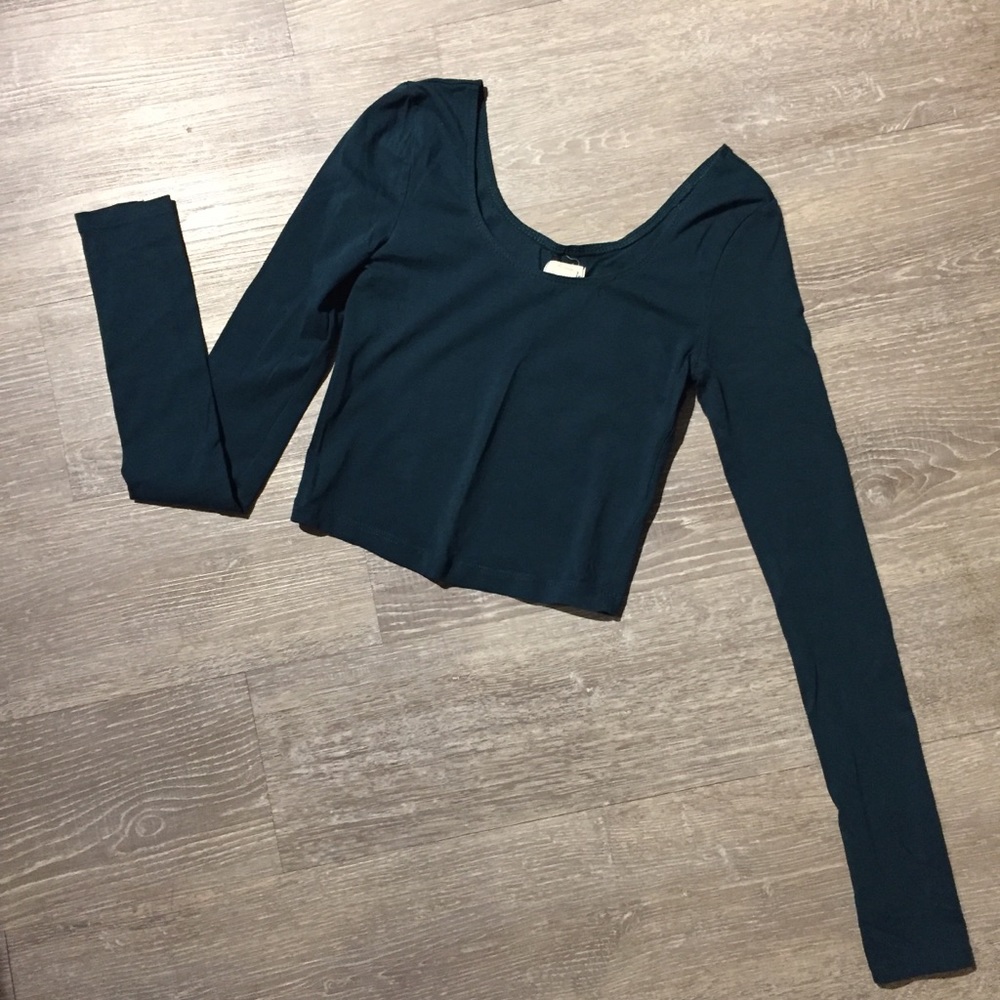Long Sleeved Crop Top